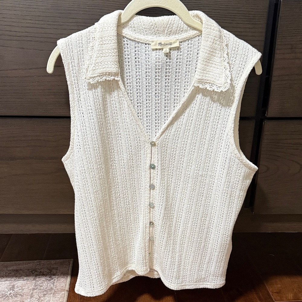 Women's Cream Sleeveless Top